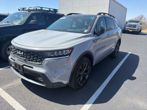 Used 2023 Kia Sorento X-Line EX image 2