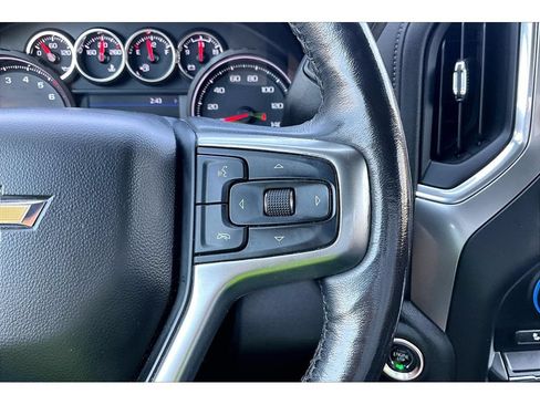 Used 2020 Chevrolet Silverado 1500 LT w/ All-Star Edition AWD/4WD image 12