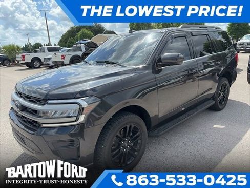 Used 2024 Ford Expedition XLT RWD image 1