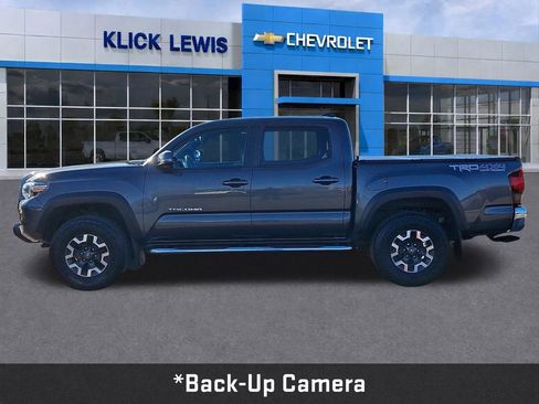 Used 2019 Toyota Tacoma TRD Off-Road image 4