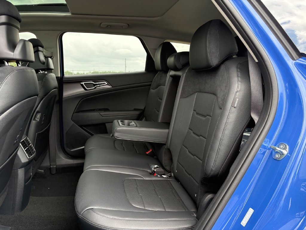New 2026 Kia Sportage SX FWD image 14