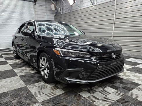 Used 2023 Honda Civic LX image 5