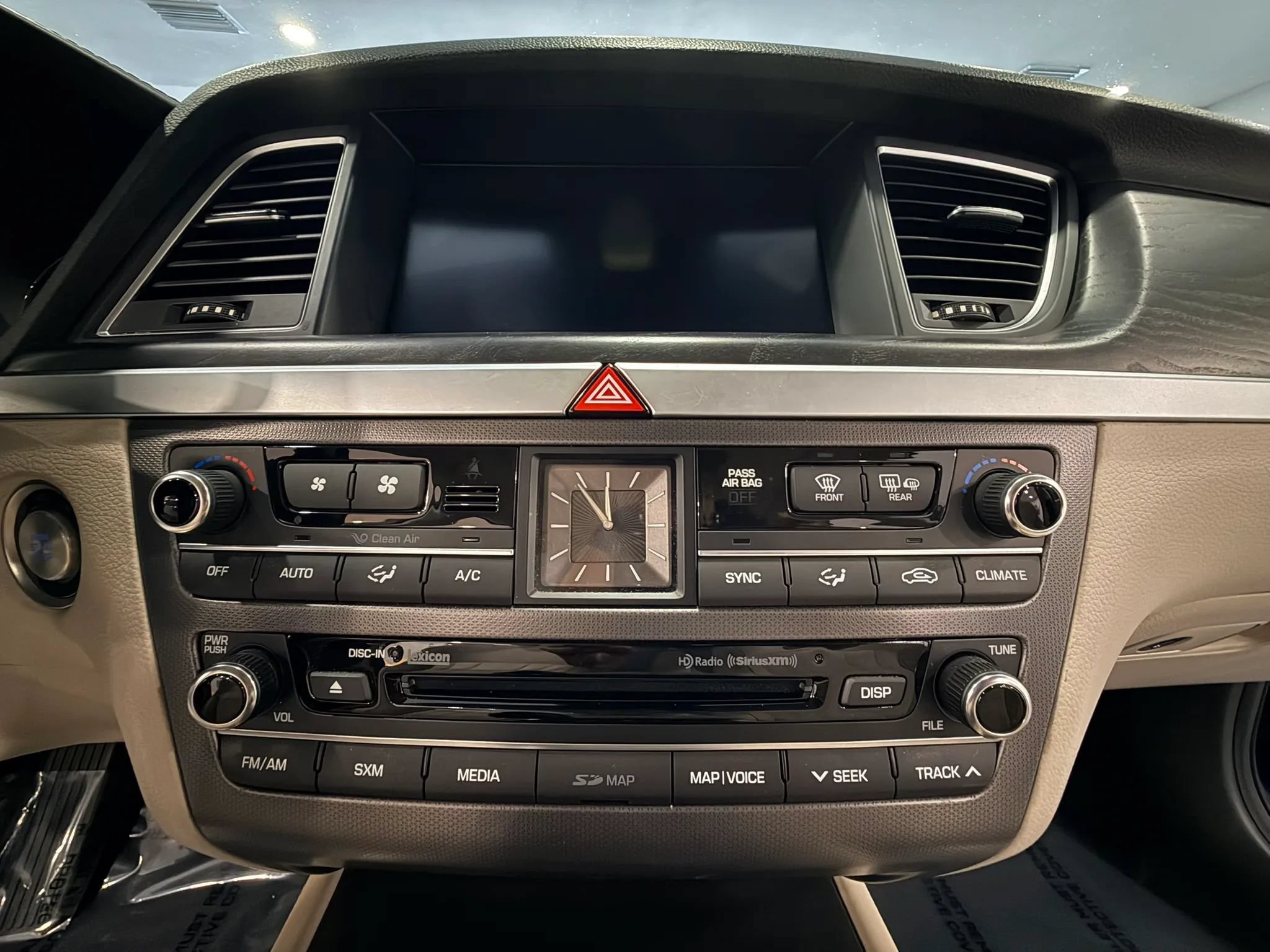 Used 2017 Genesis G80 3.8 w/ Option Group 03 RWD image 26