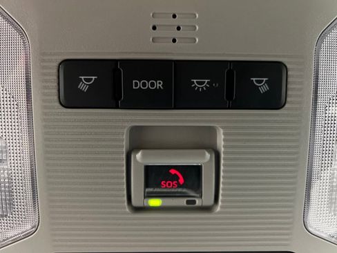 Used 2023 Toyota RAV4 LE image 54