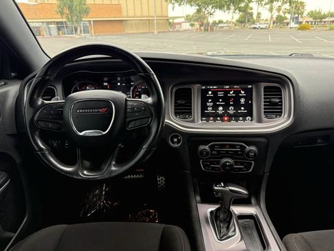 Used 2020 Dodge Charger Scat Pack w/ Driver Convenience Group RWD image 14