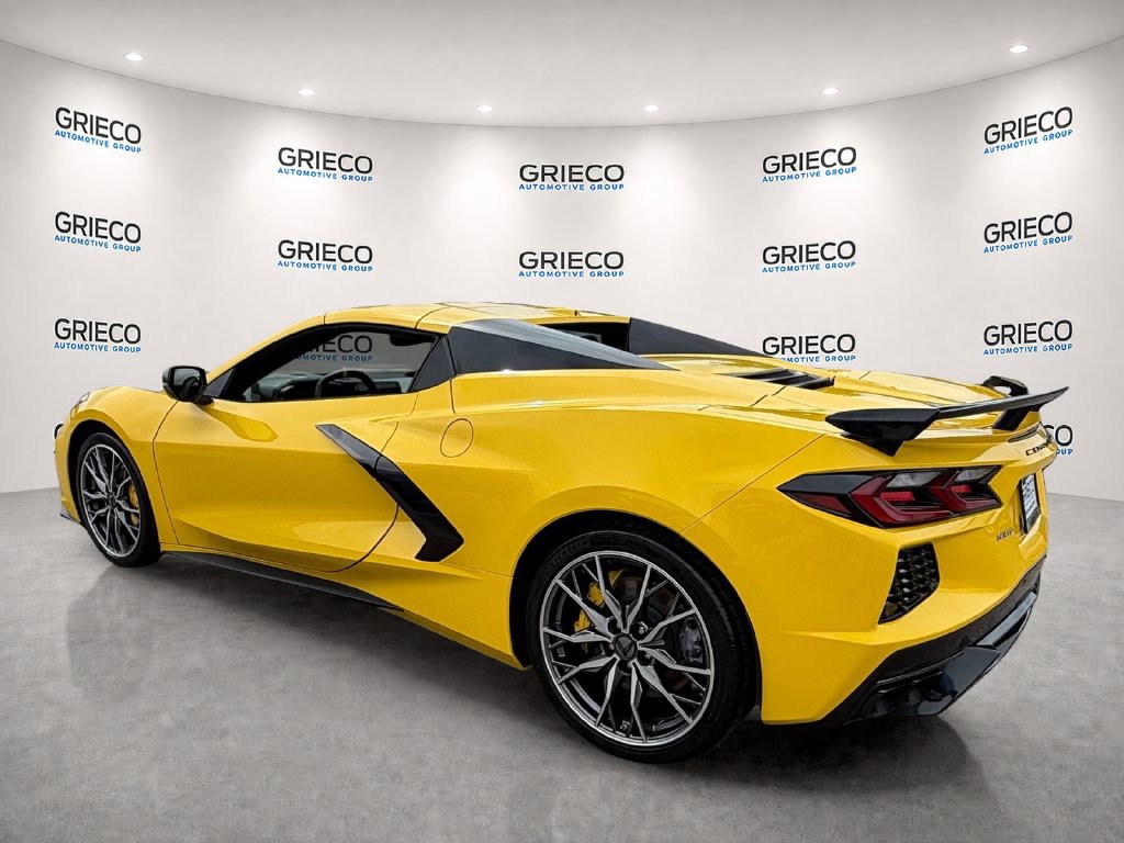 Used 2025 Chevrolet Corvette Stingray Premium Conv w/ Z51 Performance Package RWD image 5