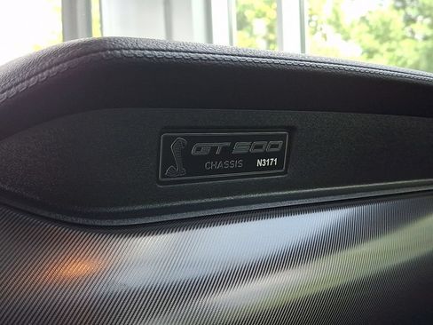 Used 2022 Ford Mustang Shelby GT500 w/ Technology Package RWD image 25