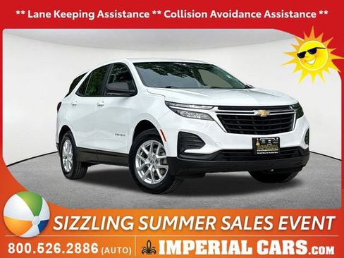 Used 2022 Chevrolet Equinox LS AWD/4WD image 1