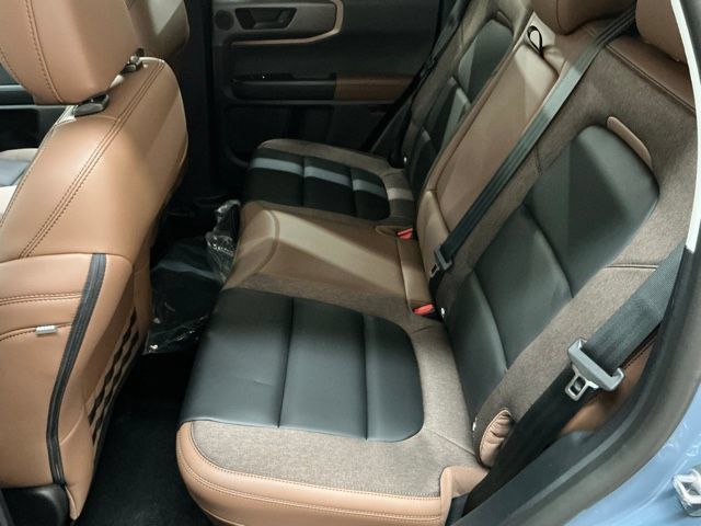 New 2026 Ford Bronco Sport Outer Banks w/ Outer Banks Tech Package+ AWD/4WD image 13
