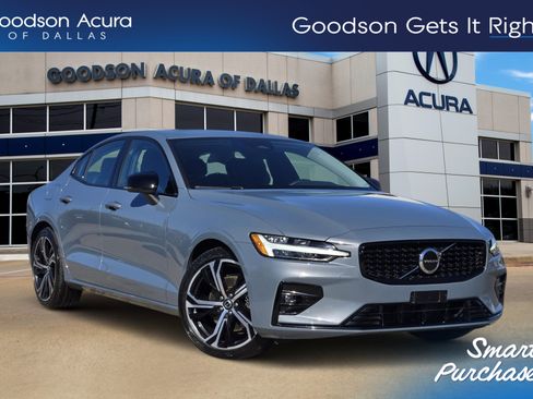 Used 2024 Volvo S60 B5 Core image 1