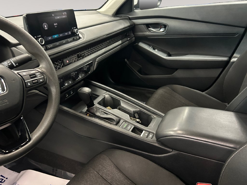 Used 2023 Honda Accord LX image 10