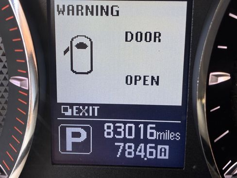 Used 2019 Nissan Armada SL w/ Premium Package image 7