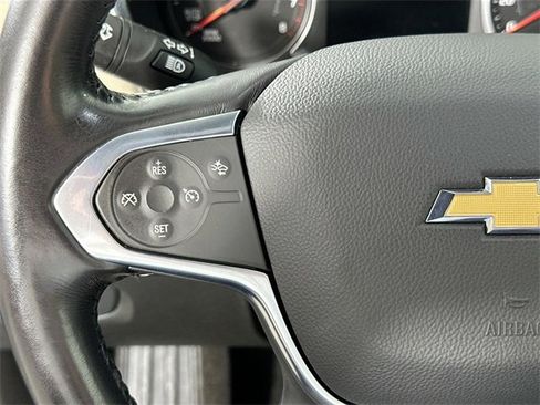 Used 2022 Chevrolet Traverse LT w/ LT Premium Package image 24