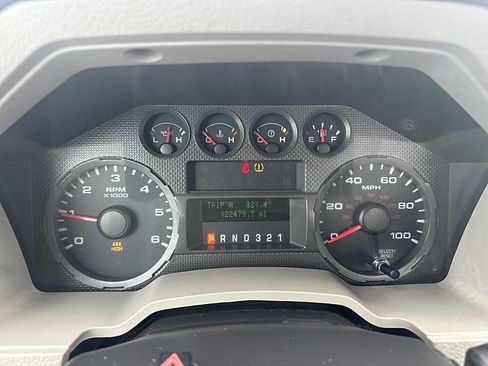 Used 2010 Ford F250 XL image 11