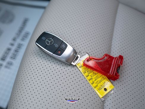 Used 2021 Mercedes-Benz C 300 Sedan image 51