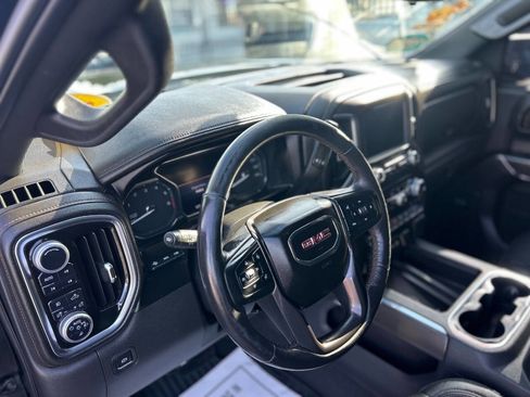 Used 2019 GMC Sierra 1500 AT4 w/ AT4 Premium Package image 9