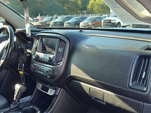 Used 2021 GMC Canyon AT4 image 29