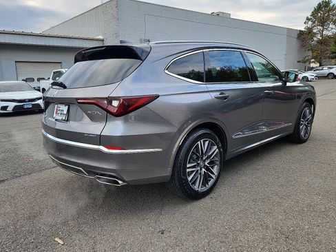 Certified 2025 Acura MDX SH-AWD w/ Advance Package image 5