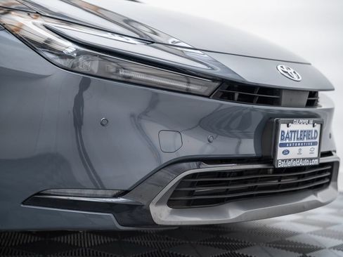 Certified 2023 Toyota Prius XLE FWD image 14
