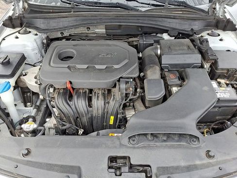 Used 2018 Kia Optima LX w/ 17" Alloy Wheels Package image 27