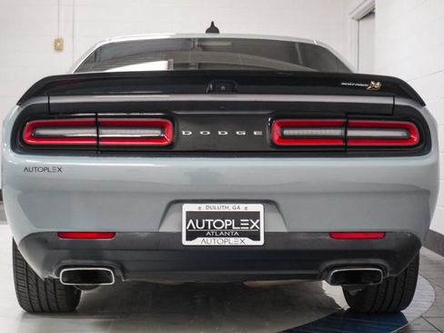 Used 2021 Dodge Challenger R/T Scat Pack RWD image 29