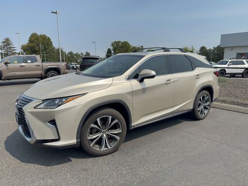 Used 2018 Lexus RX 450hL Premium w/ Premium Package AWD/4WD image 36