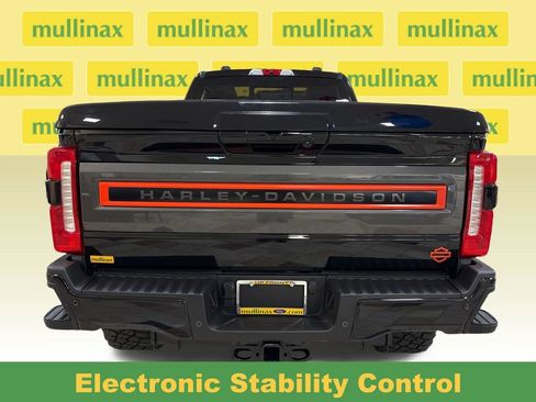 New 2026 Ford F250 Lariat w/ Black Appearance Package AWD/4WD image 8