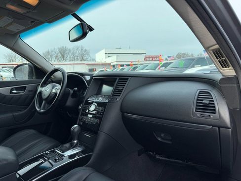 Used 2017 INFINITI QX70 AWD w/ Premium Package image 20