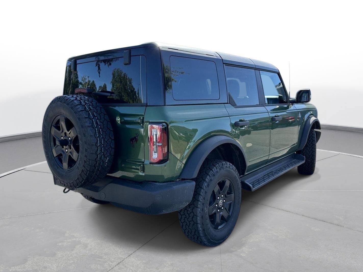 Used 2025 Ford Bronco Outer Banks AWD/4WD image 6
