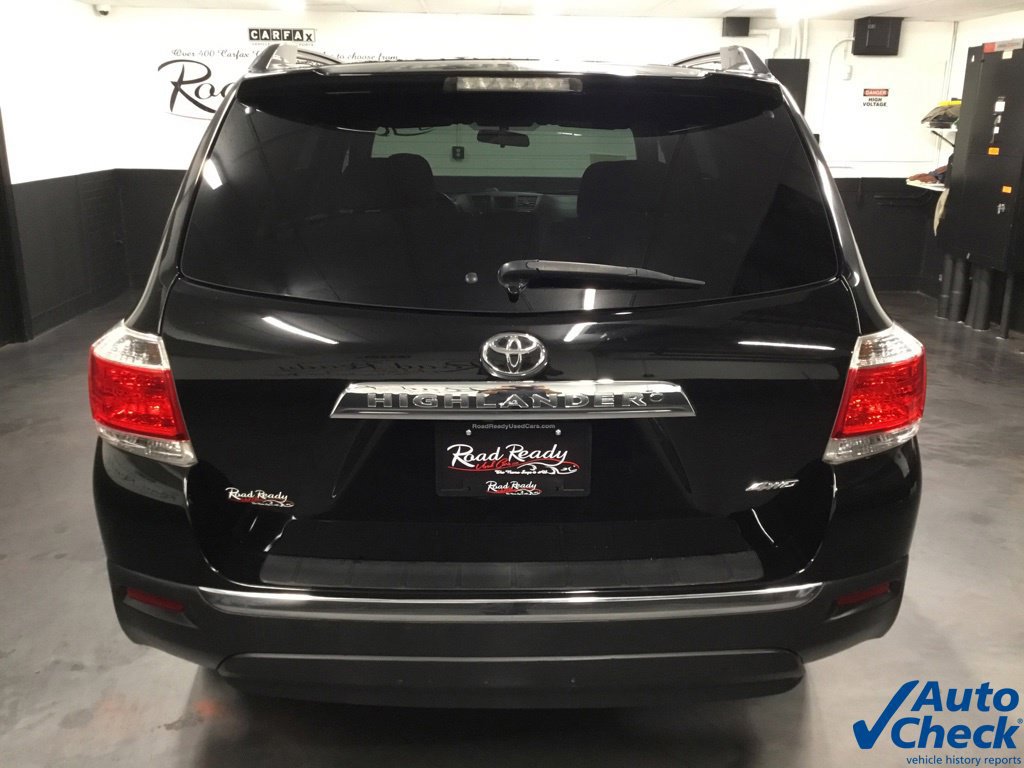 Used 2013 Toyota Highlander Plus AWD/4WD image 9