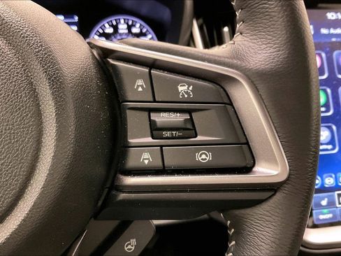 Used 2025 Subaru Outback Limited image 18