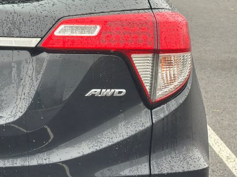 Used 2020 Honda HR-V EX image 27