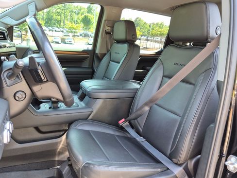 Used 2024 GMC Sierra 1500 Denali AWD/4WD image 16