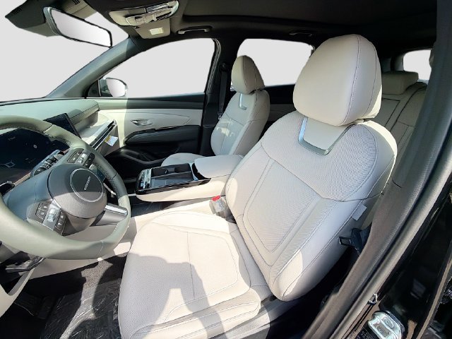 Certified 2026 Hyundai Tucson Limited FWD image 23