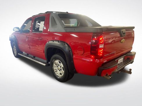 Used 2011 Chevrolet Avalanche LS AWD/4WD image 3