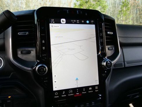 Used 2024 RAM 3500 Laramie w/ Night Edition image 19