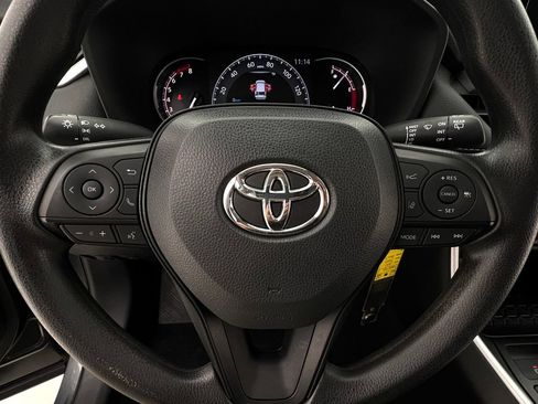 Used 2023 Toyota RAV4 LE AWD/4WD image 16