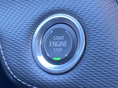 Used 2025 Chevrolet Equinox LT image 20