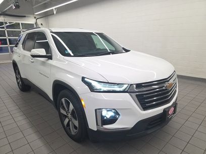 Used 2023 Chevrolet Traverse LT w/ LT Premium Package
