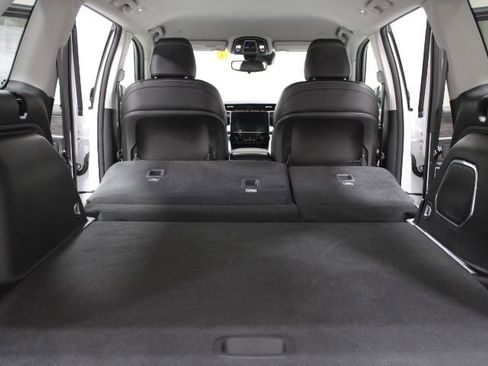 Used 2023 Jeep Grand Cherokee Limited w/ Black Appearance Package image 14