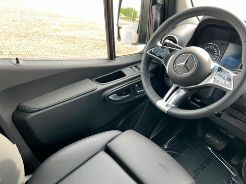 New 2026 Mercedes-Benz Sprinter 2500 image 11