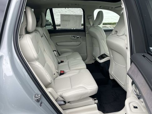 New 2026 Volvo XC90 B6 Ultra w/ Protection Package image 20