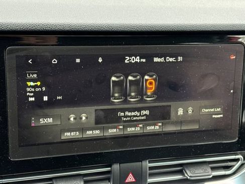 Used 2022 Kia Niro EX Premium image 25