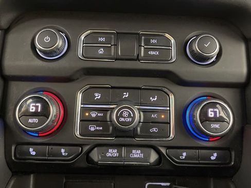 Used 2021 Chevrolet Tahoe LT image 28