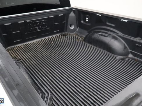 Certified 2025 Ford F250 XLT image 25