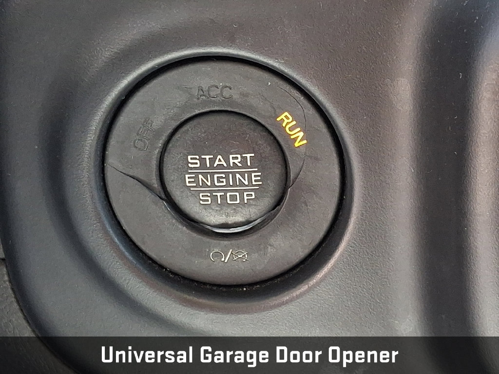 Used 2023 Jeep Wrangler Unlimited w/ Sun & Screen Package AWD/4WD image 32