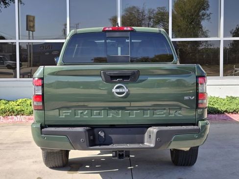 Used 2023 Nissan Frontier SV w/ SV Convenience Package image 6