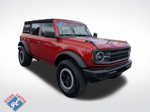 Certified 2023 Ford Bronco 4-Door w/ Sasquatch Package AWD/4WD image 1