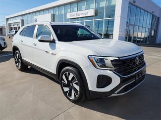 Certified 2025 Volkswagen Atlas Cross Sport SE video 1