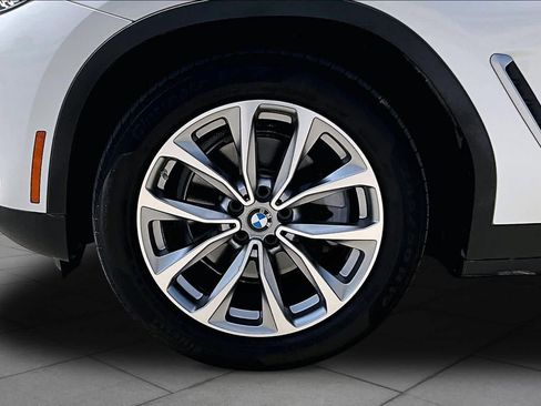 Used 2019 BMW X3 sDrive30i w/ Premium Package RWD image 9
